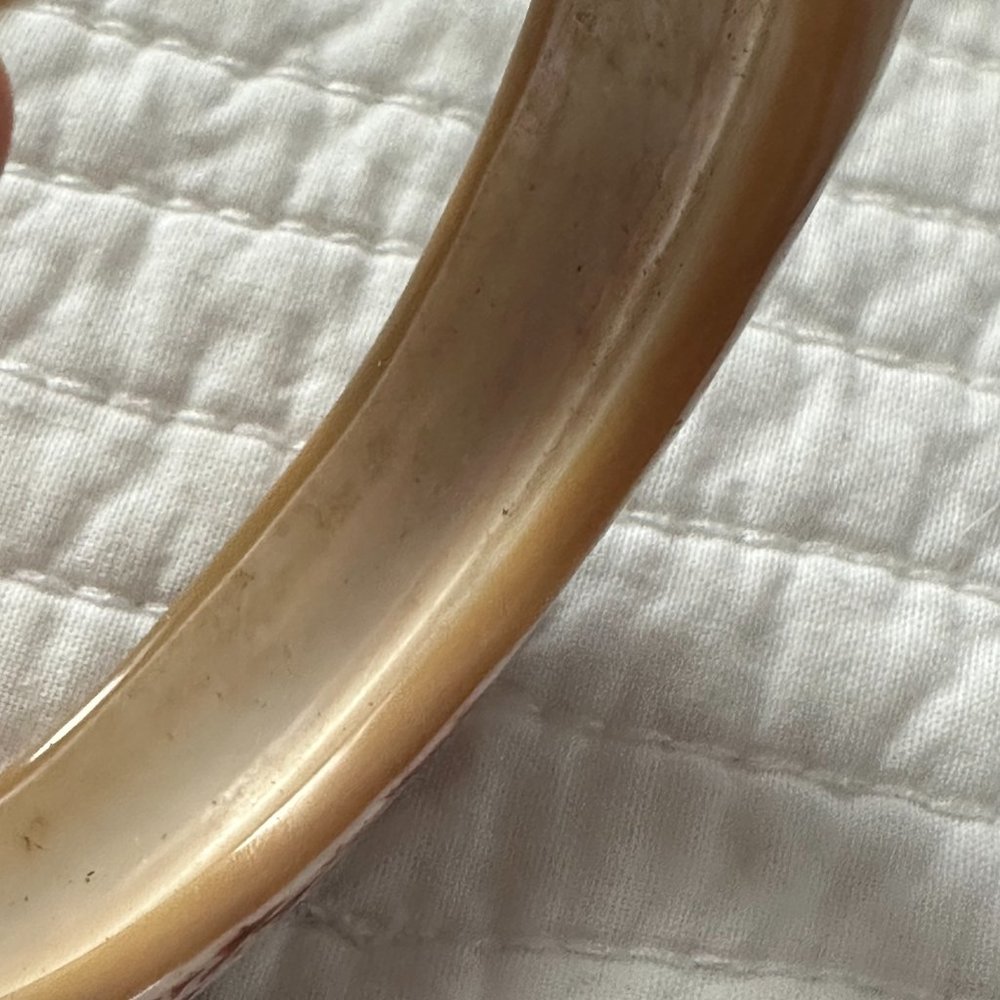 Abstract Snake Like Shell Bangle. - image 7